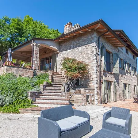 Oleandra Umbrian Retreat * أمبيرتيدي